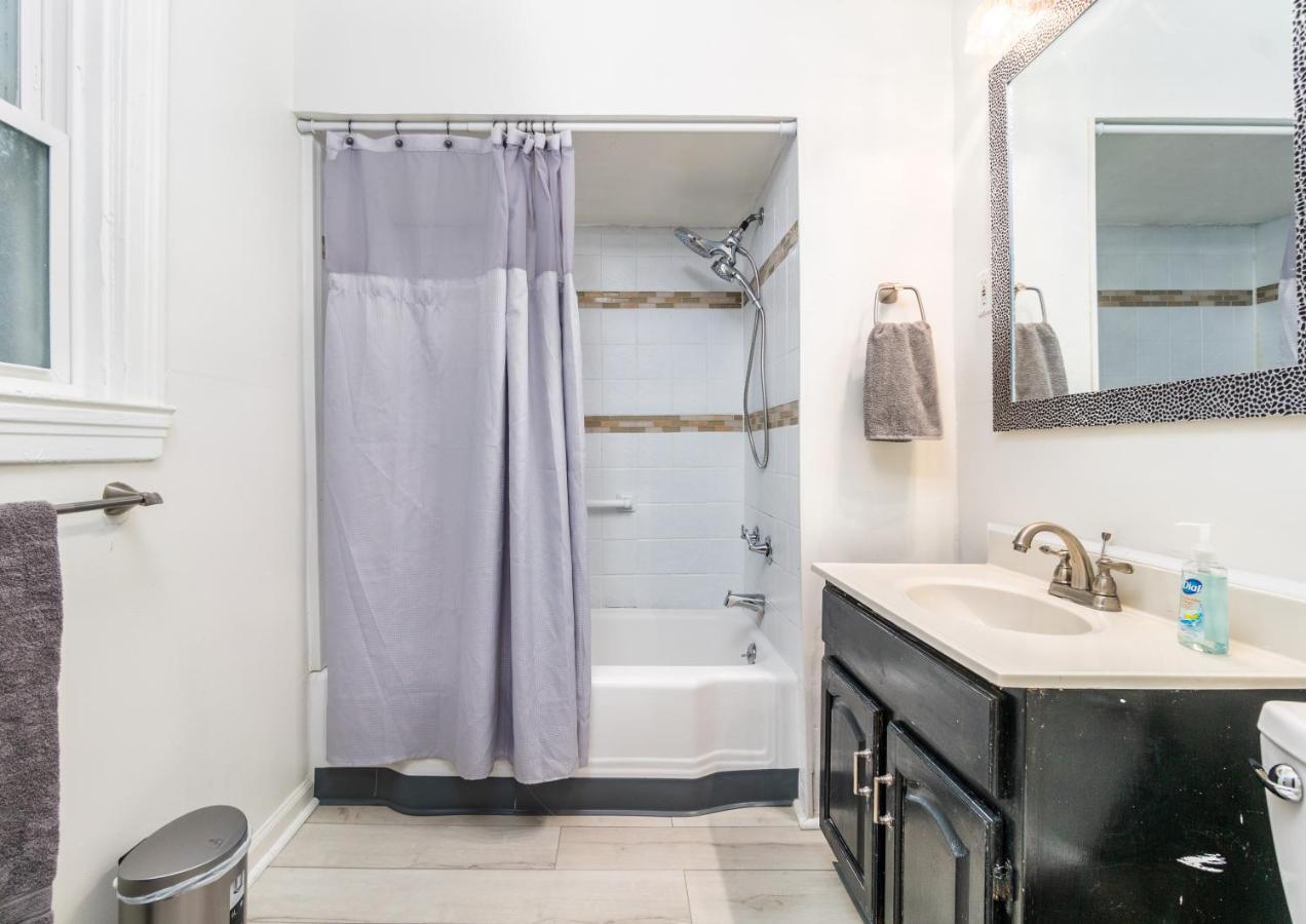 Beautiful Apartment On The West Side In バッファロー エクステリア 写真
